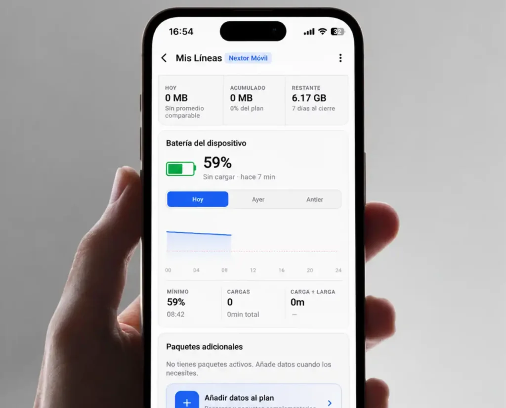 Pantalla de reporte de batería en la app de Nextor Móvil mostrando el nivel de carga del equipo